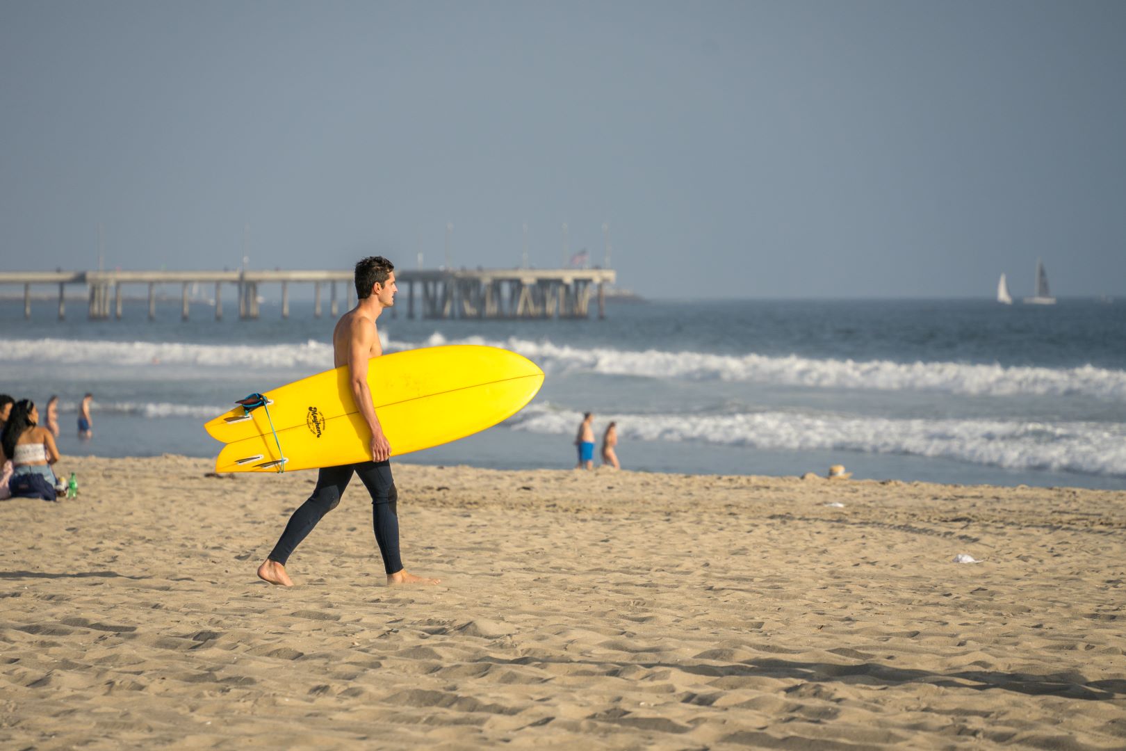 sufer going to catch some waves